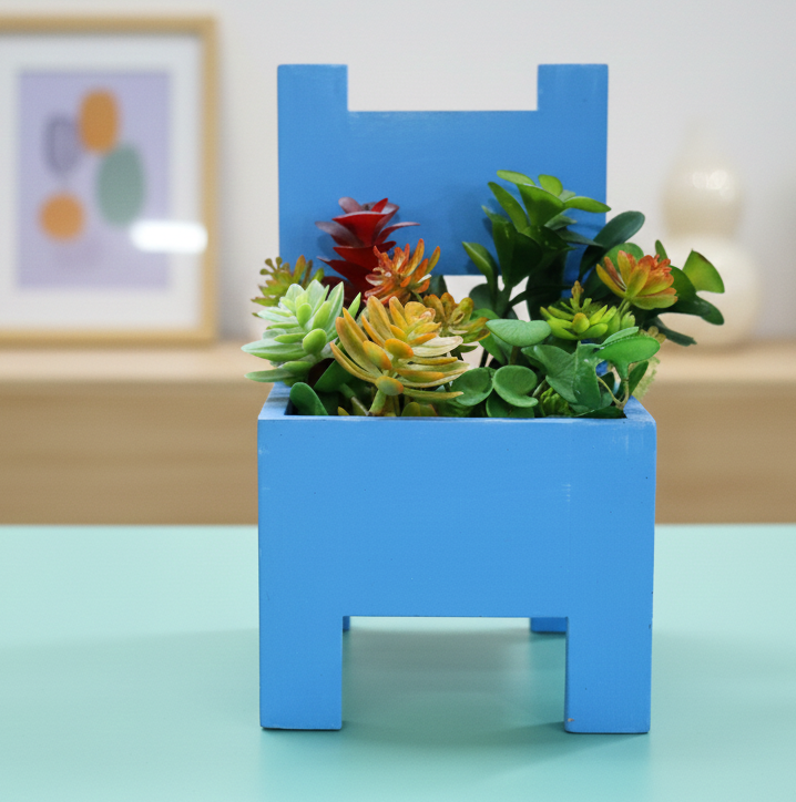 Mini Chair-Shaped Succulent Planter – Wooden Desktop Flower Pot